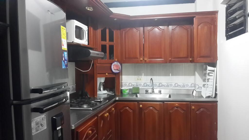 Habitaciones En Medellin Exterior photo